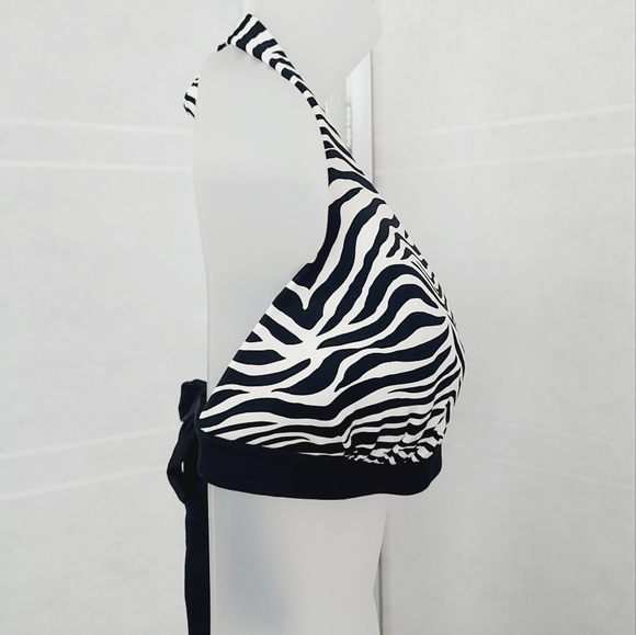 ⤵️WHBM Swim Top zebra print halter style *size XL❤️ - Picture 9 of 15
